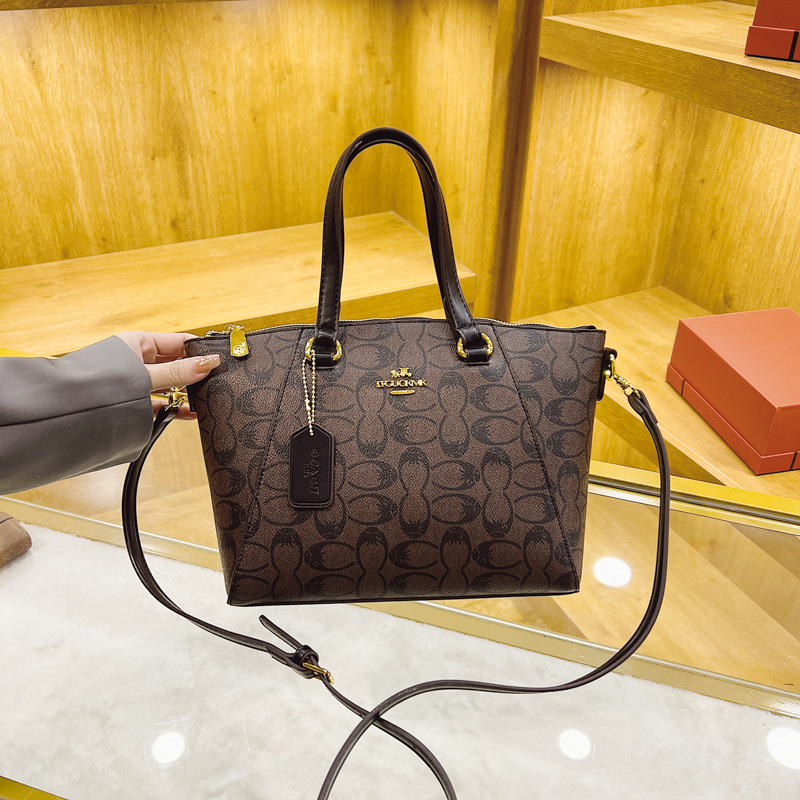 Designer Presbyopic Handheld Tote 2025 New High-end Versatile Large Capacity Shoulder Crossbody for Women Light Luxury Women's Bag