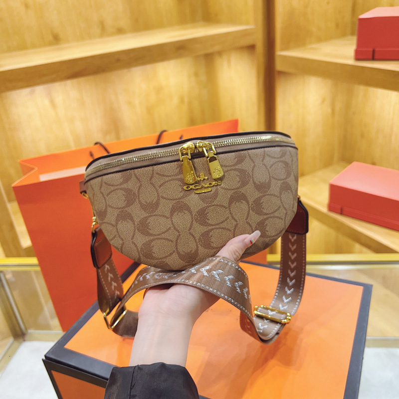 Designer 2025 New Simple Fashion Shoulder Crossbody Wide Strap Chest Waist Trendy Light Luxury Women's Bag