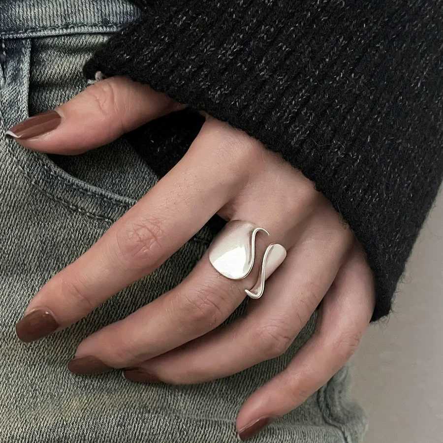 925 Sterling Silver Rings for Women Couple Minimalist Handmade Simple Big Open Ring Party Prevent Allergy Jewelry Holiday Gifts XJ250707