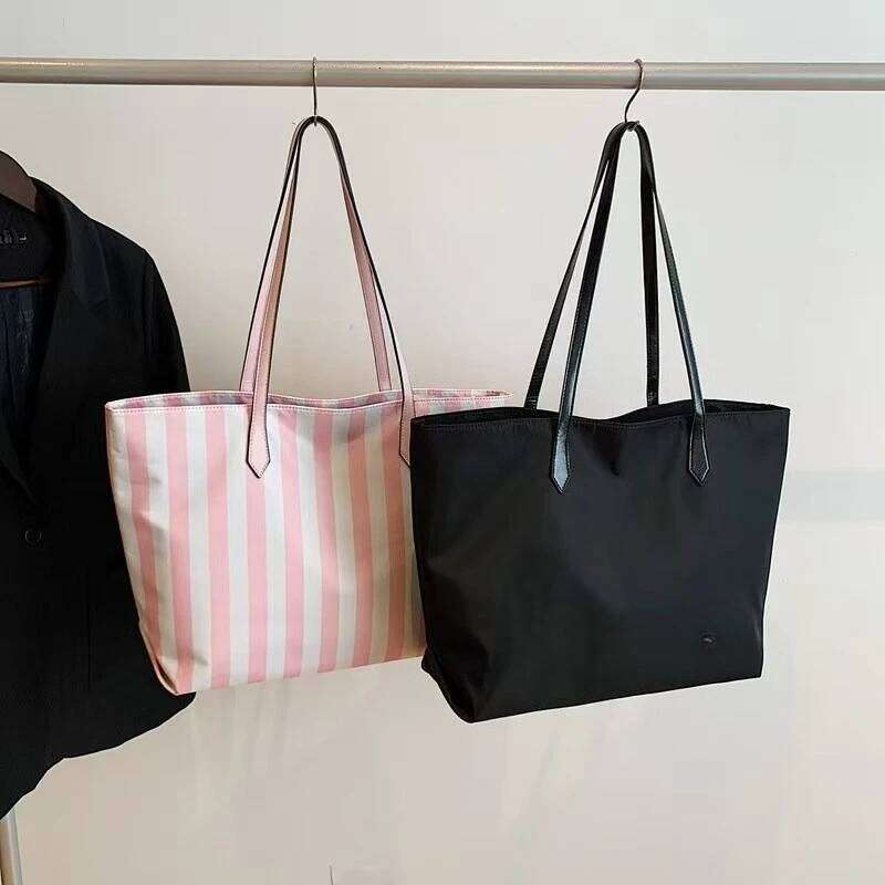 2025 New Women Soft Nylon Signature Travel Tote Ladies Shoulder Bag