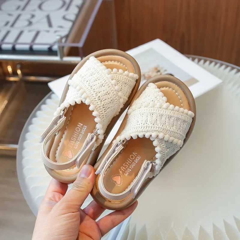 Girls Summer Beach Shoes Ethnic Style Kids Casual Sandals Soft Sole Fashion Children Retro Princess Shoes 2024 Summer New R250707