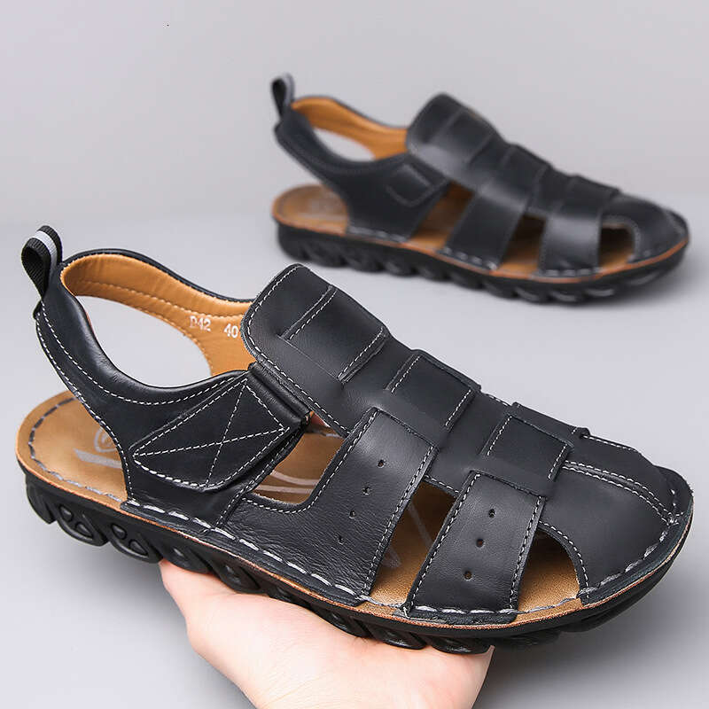 2024 Summer Leather Sandals Soft Sole Non-Slip Youth Men's Beach Shoes Outdoor Driving