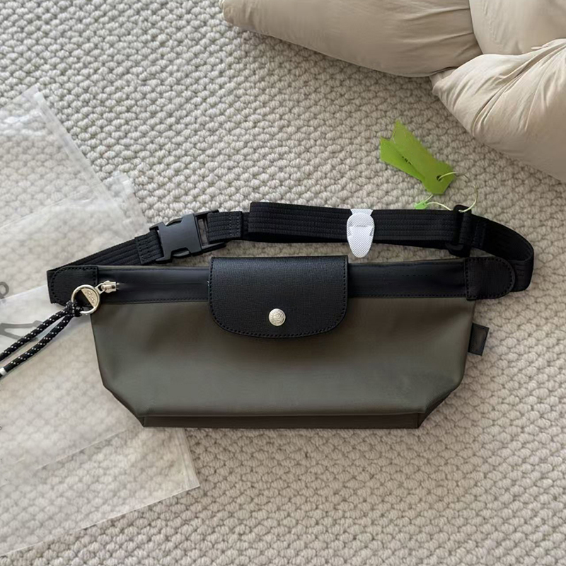 Small French textured bags for men and women, new small square bags, stylish single shoulder crossbody handbags