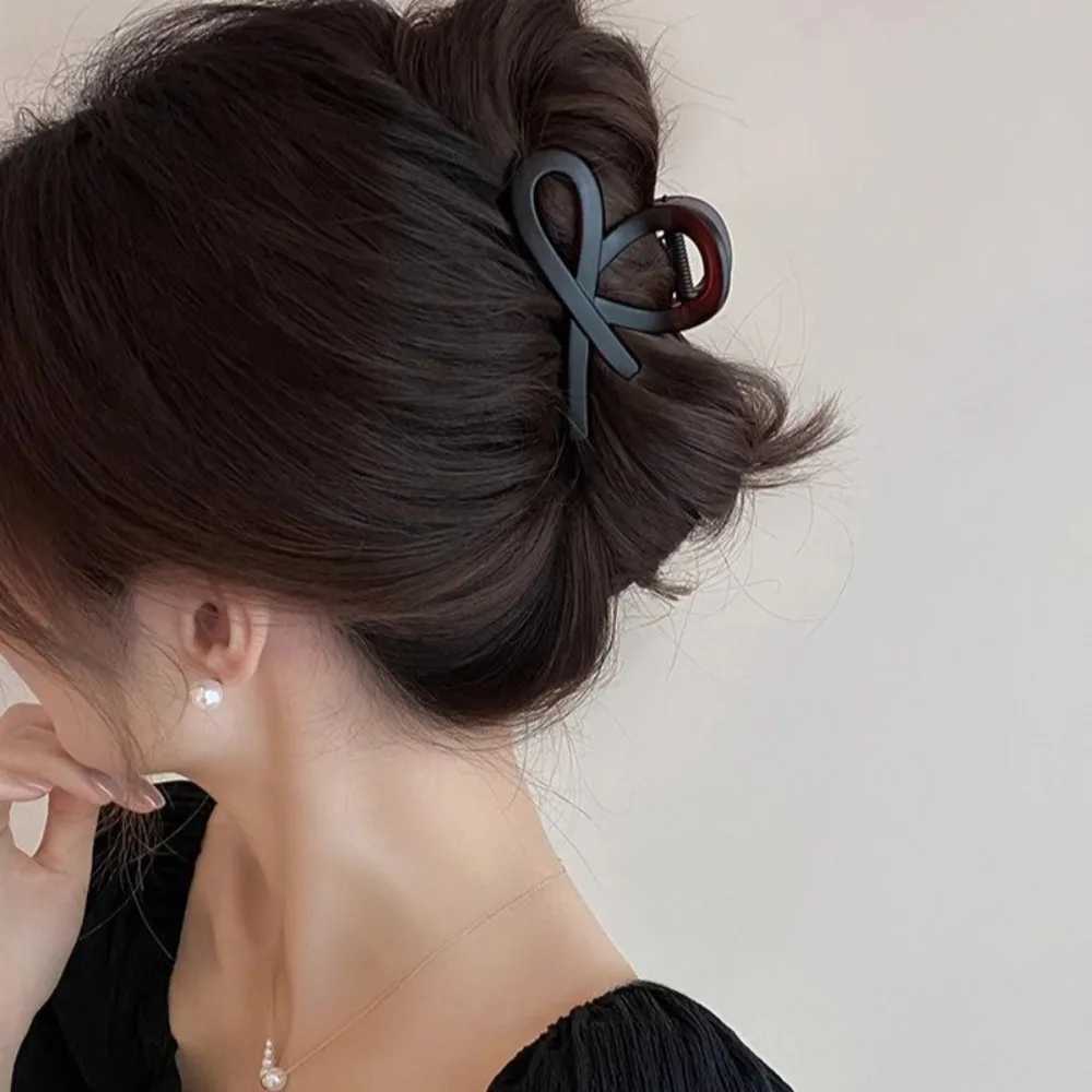 igh-Quality Vintage Bow Tie Hair Claw Clips Large Easy to Use Ponytail Hair Clamps Durable Hairpin Hair Accessories Y250707