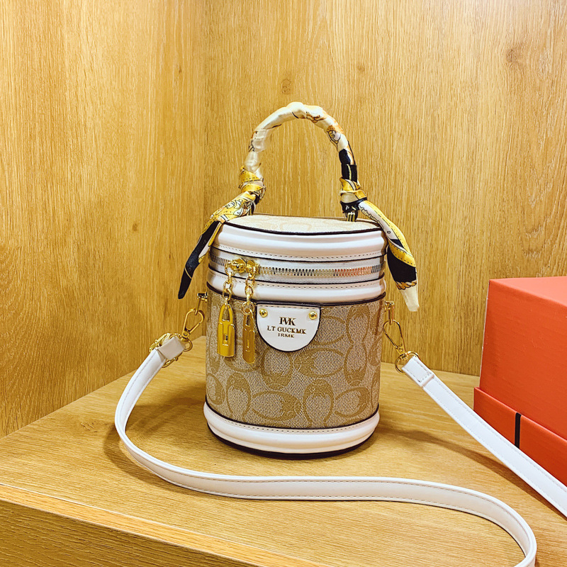 Designer High-End Bucket 2025 New Vintage Floral Print Handbag Fashion Shoulder Crossbody Light Luxury Women's Bag