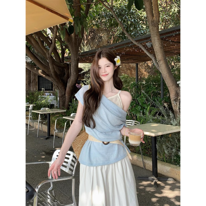 2025 Summer new women's T-shirt sexy and cute off shoulder top knitted women's summer new fake two-piece women's T-shirt new designer T