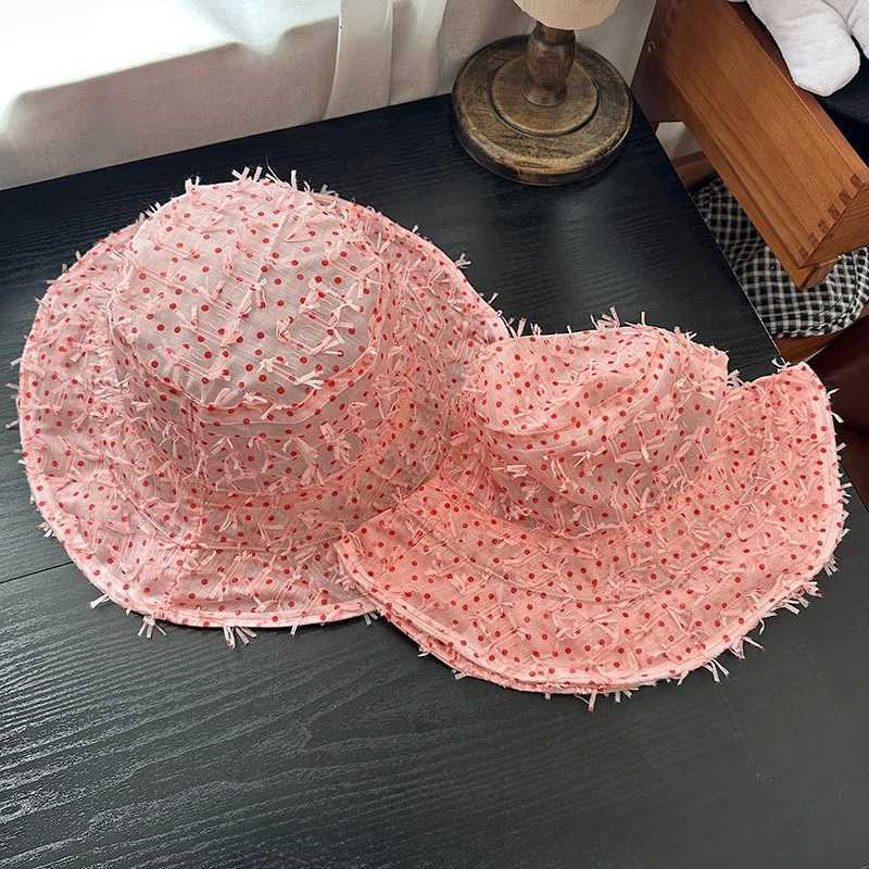 Niche Pink Polka Dot Mesh Bucket Hat Womens Spring and Summer Thin Sunscreen Sun Hat Korean Sweet Washbasin Hat Y250707