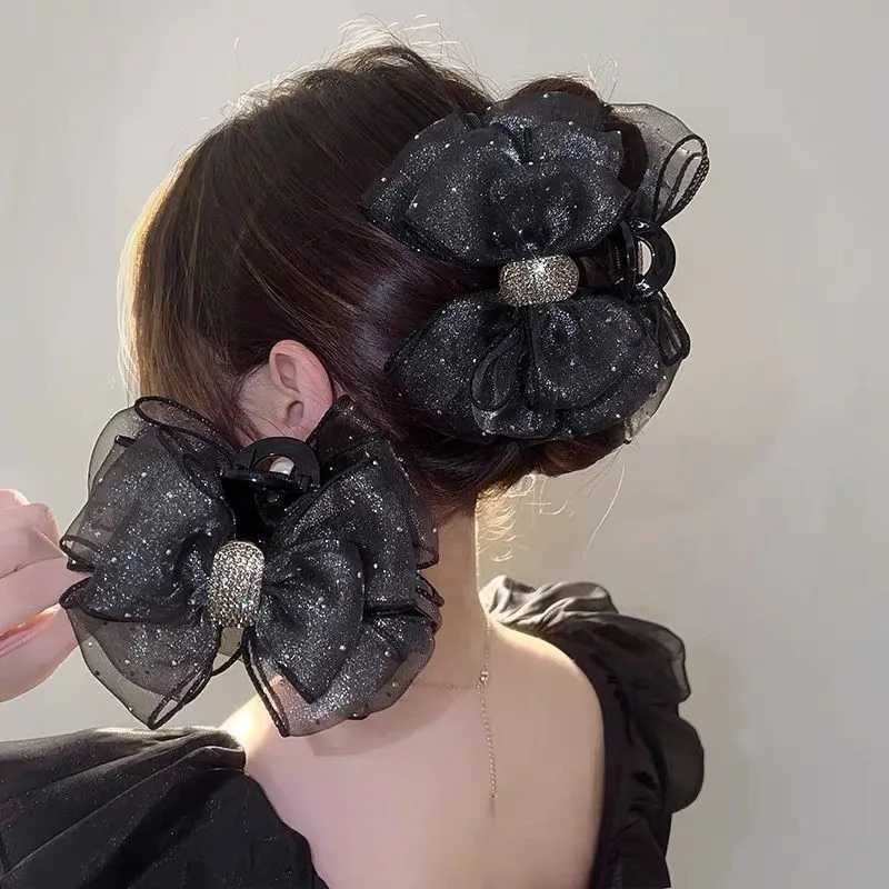 Exquisite mesh butterfly hair claw accessory elegantly designed suitable for fashionable women - a hairstyle for daily use Z250707