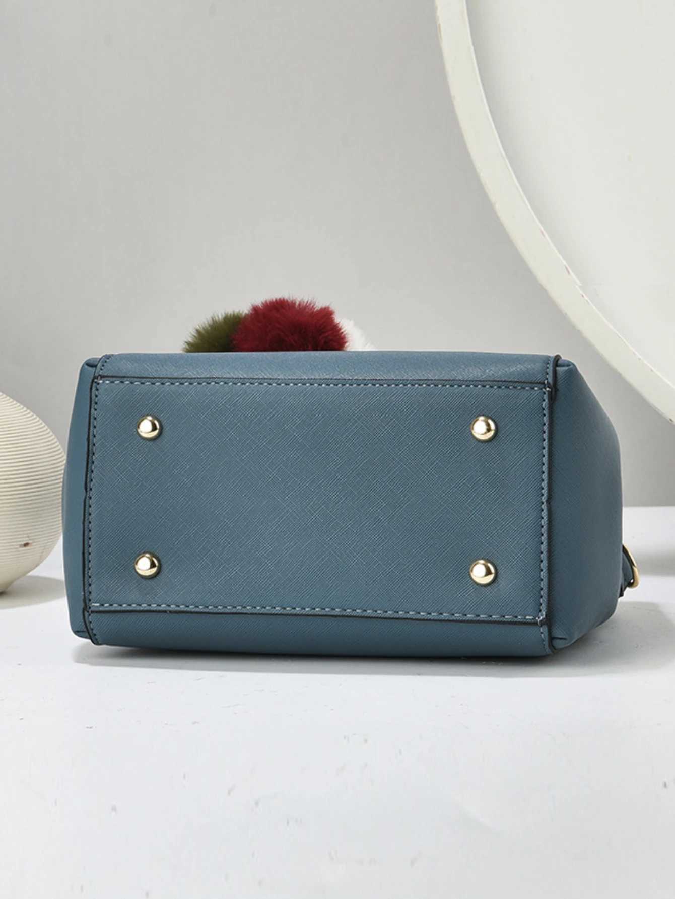 able and simple hand-held small square bag versatile casual crossbody bag handbag