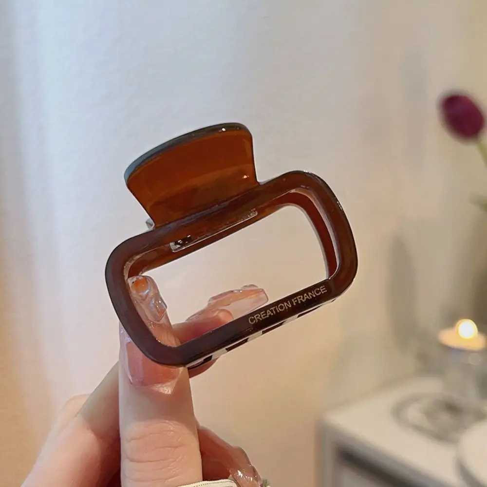 Acetic Acid Mini Hair Claw Retro Hollow Out Hair Grab Clip Acetate Hair Clips Y2K Leopard Pattern Square Barrettes Daily Y250707