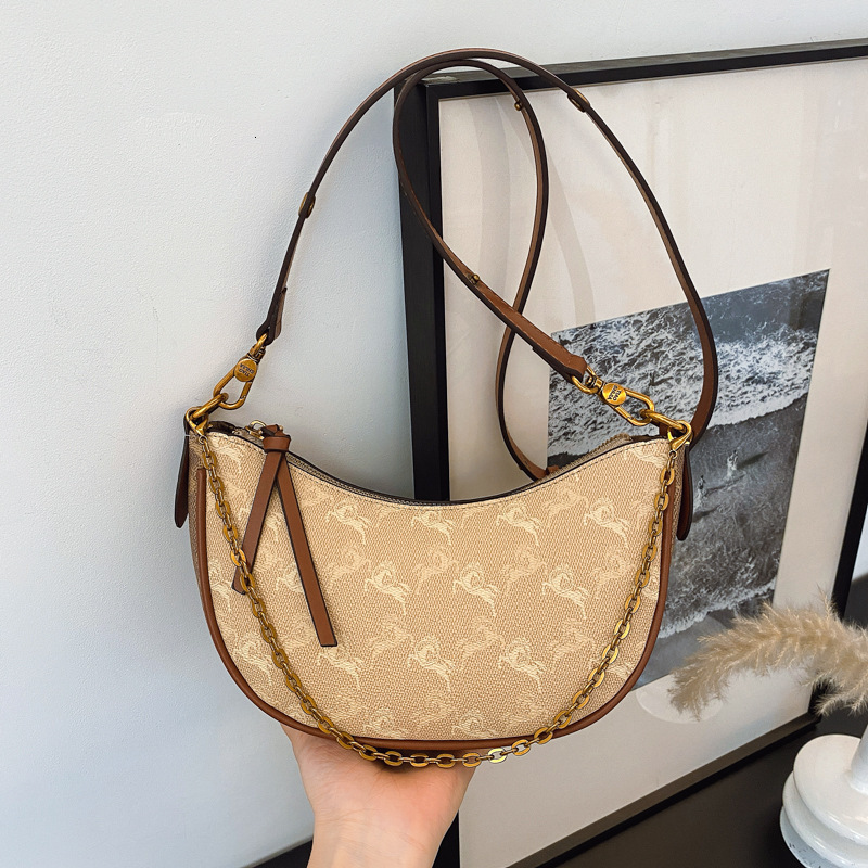 Designer High-End Fashion Crescent Women 2025 New Printed Lightweight Chain Shoulder Crossbody Light Luxury Women's Bag