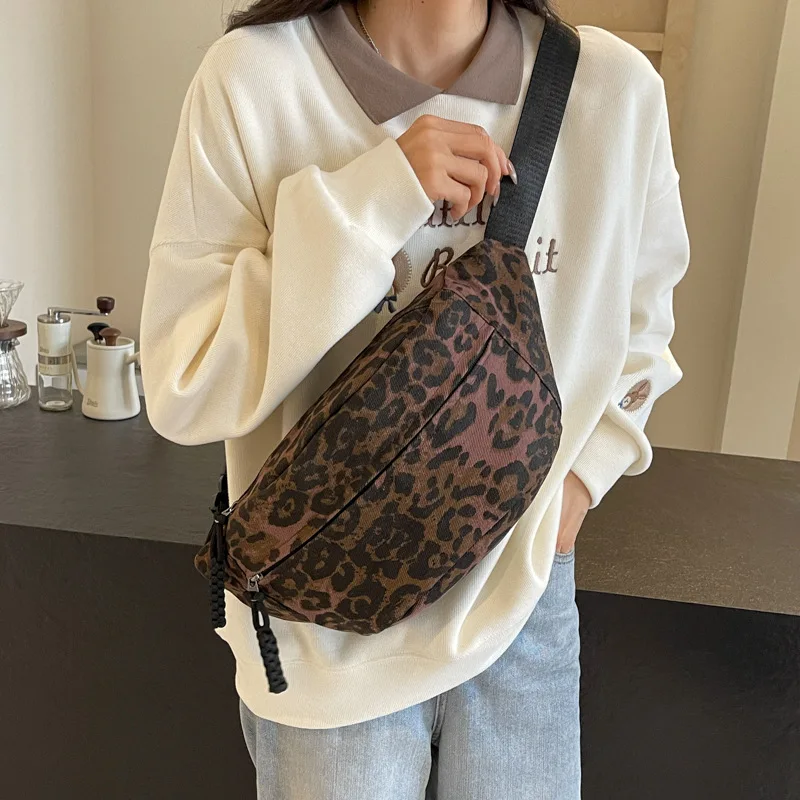 Large Size Leopard Prints Chest Bags For Women Canvas Large Capacity Shoulder Crossbody Bag 2025 Summer Latest Waist Fanny Pack