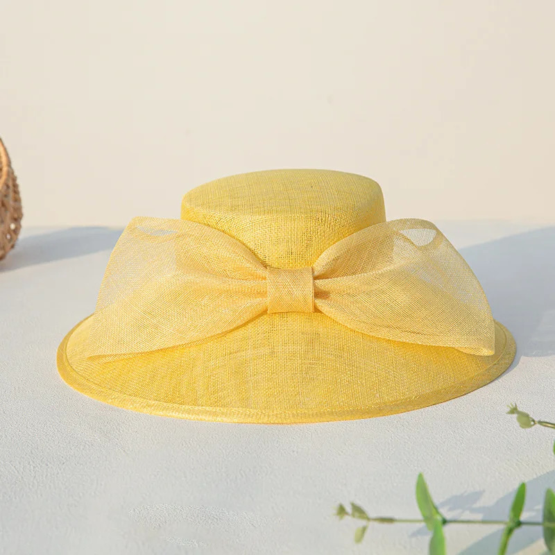 Elegant Kentucky Tea Party Fascinators White Weddings Hat For Women Wide Brim Hats Fedora Ladies Church Dress Derby Hats 250707