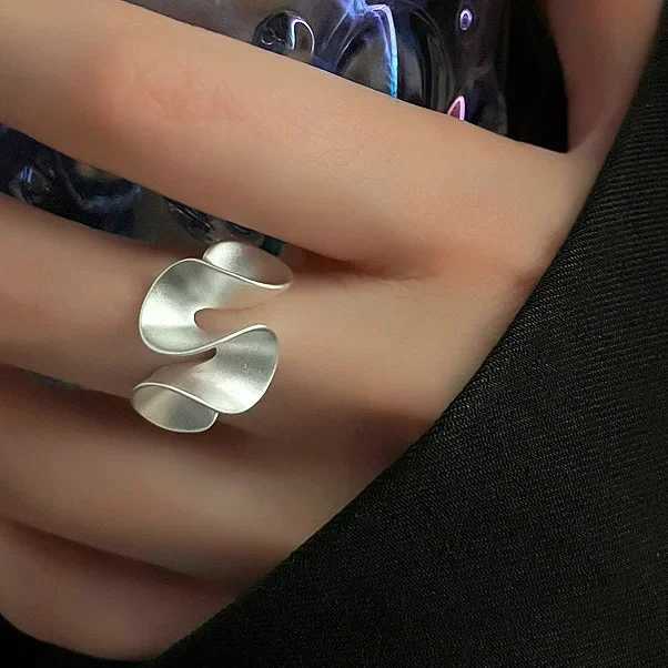 925 Sterling Silver Vintage Wave Flower Opening Rings for Women Minimalist Plant Fine Jewelry Light Luxury Accessories XJ250707
