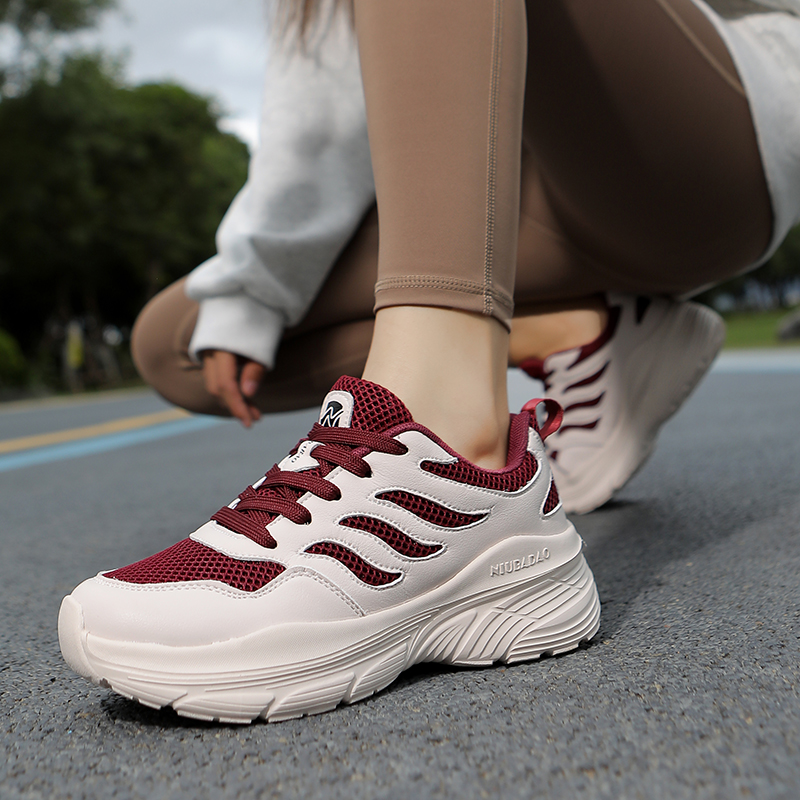 Lightweight Unisex Dancing Shoes with Cushioned Footbeds Ideal for Continuous Outdoors Activities