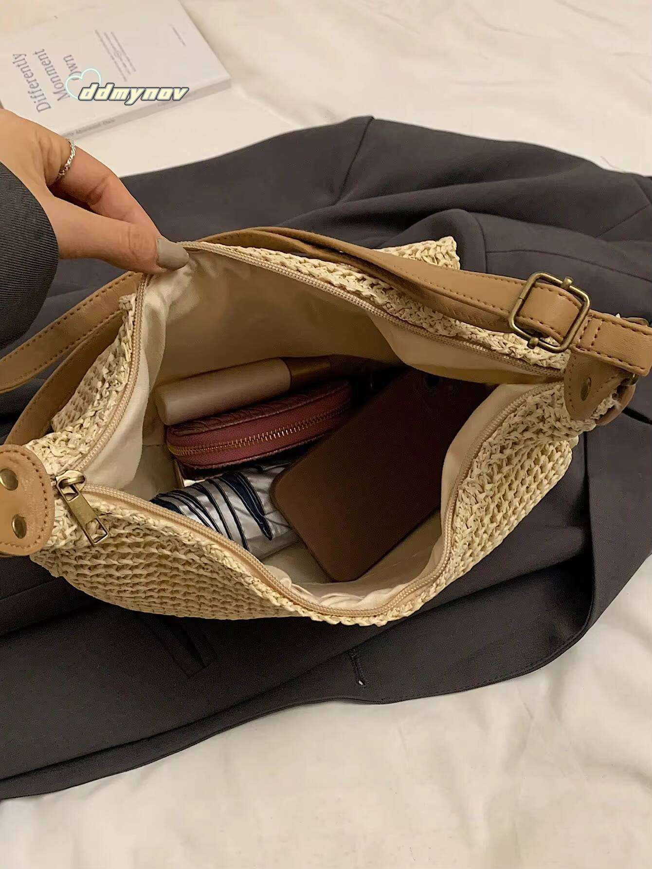 Fashionable New Trendy Shoulder Crossbody Womens Versatile Straw Saddle Bag ddmynov