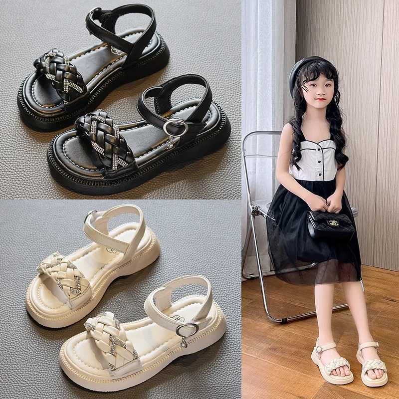 Childrens and Girls Sandals 2025 New Summer Little Girl Baby Sports Big Princess Beach Soft soled Childrens ShoesR250707