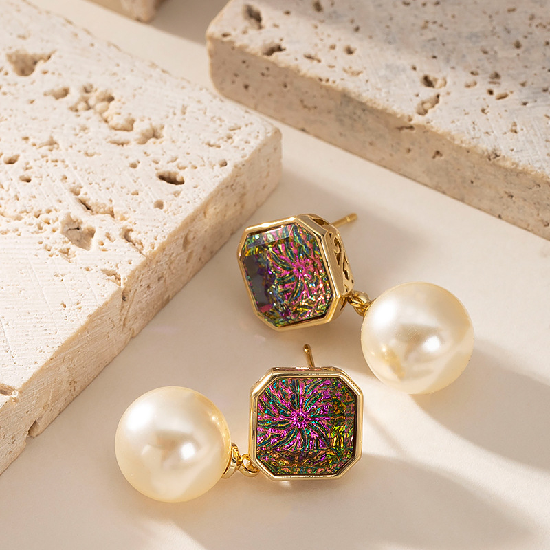 Internet Celebrity Live Fashion Exquisite Style Pearl for Women, Unique and Versatile, Elegant Sier Needle Earrings