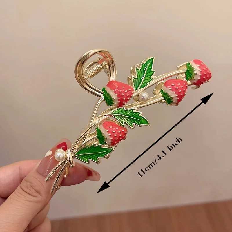 Fashion Strawberry Hair Claw for Women Girls Clamps Hair Crab Metal Ponytail Large Hair Clip Claw Accessories Headwear Tiara Y250707