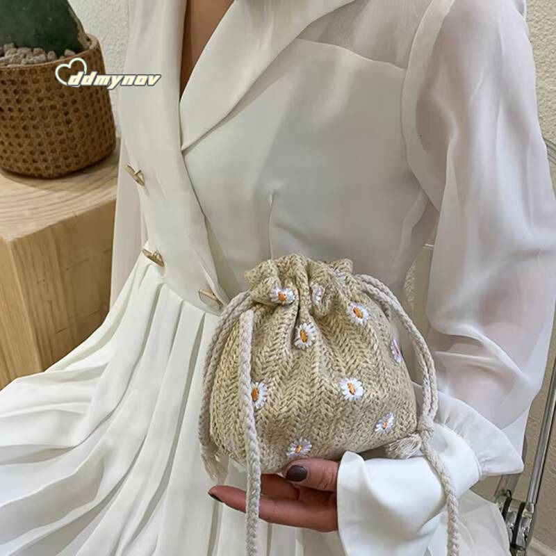 Straw Weave Bucket Rattan Women Summer Beach Bags Totes Casual Handbags Retro Mini Shoulder Messenger Bag ddmynov