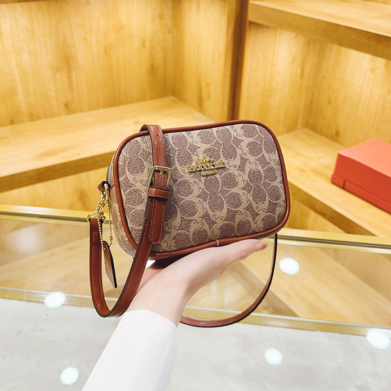 Designer High-End Feel for Women 2025 New Camera High-Quality Fashion Elegant Versatile Shoulder Niche Crossbody Light Luxury Women's Bag