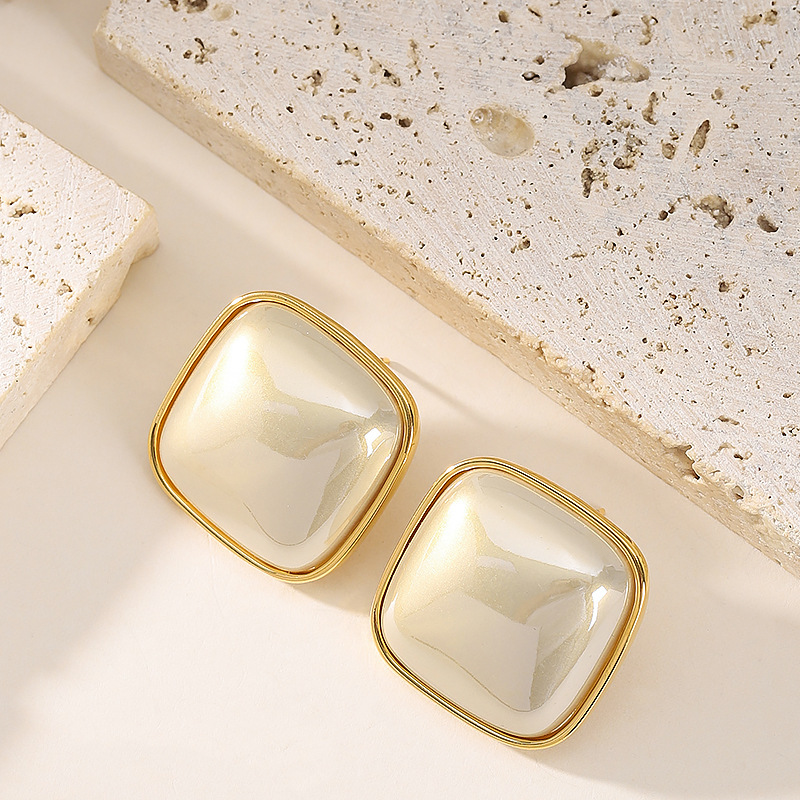 Temperament Small Fragrance Style Geometric Square Stud for Women, Autumn and Winter New Versatile Elegant Sier Needle Earrings