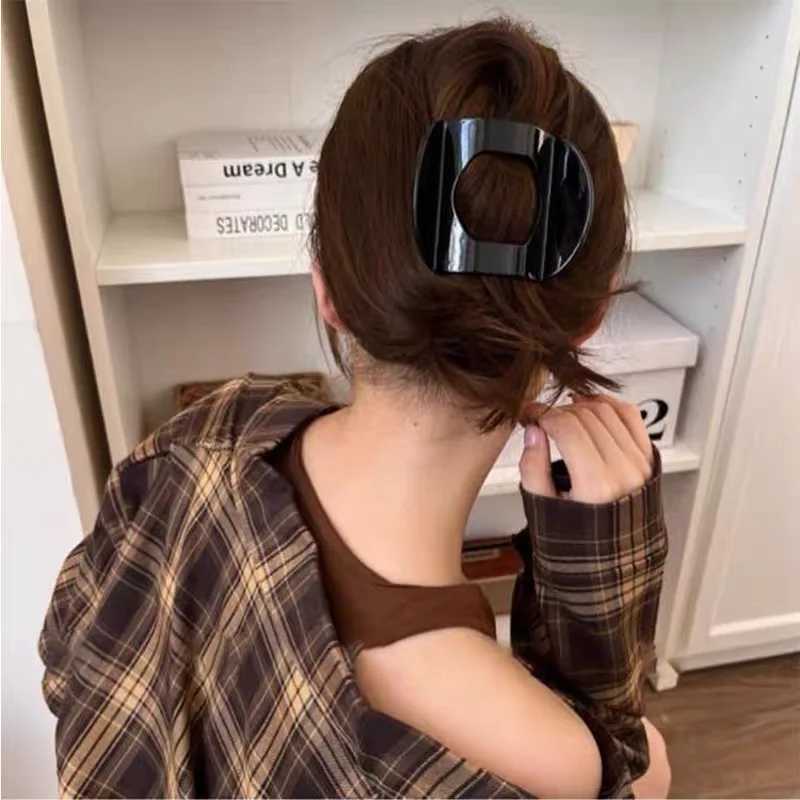 Vintage Elegant Hair Claw Clips Arc Shape Geometric Hairgrip Hairpin New Headwear Women Hair Accessories Z250707