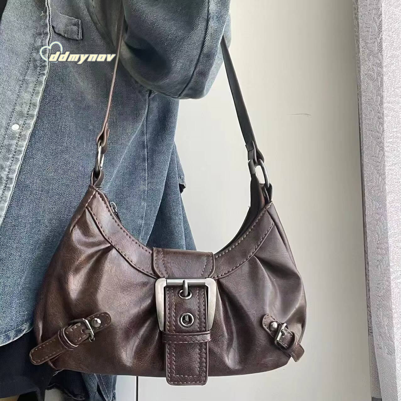 2025 Spring Hot Selling Maillard Retro Small Spicy Girl Y2K Wasteland Style Vintage Leather Shoulder Armpit Bag ddmynov