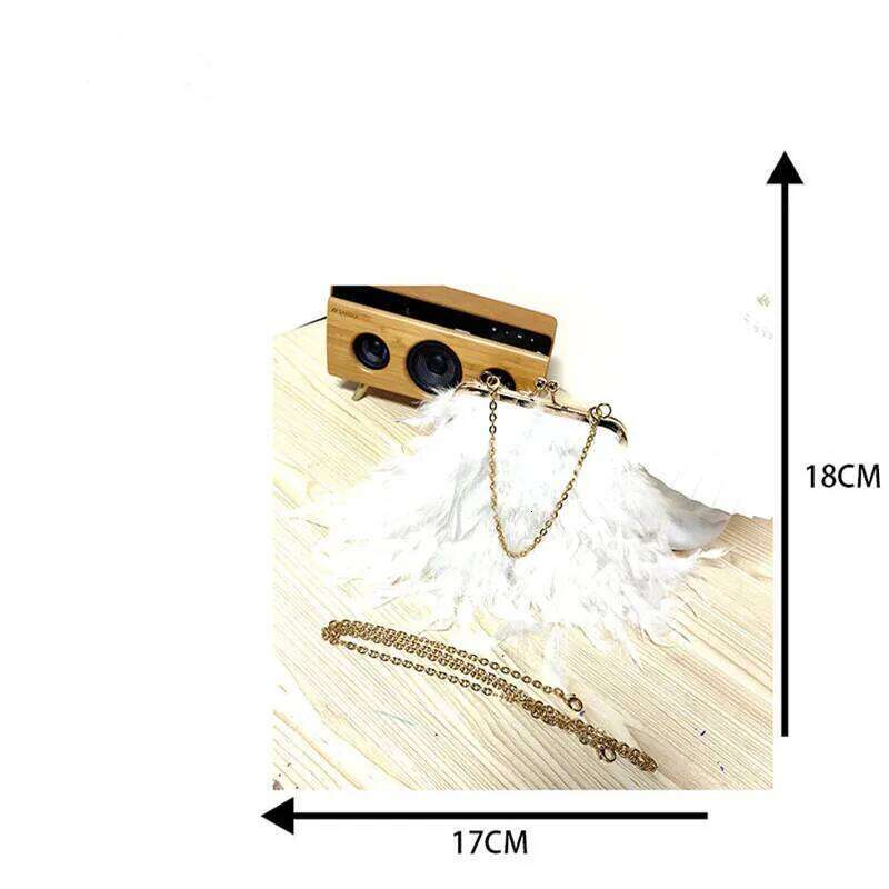2025 New Feather Purses And Handbags Women Party Evening Clutch Shoulder Pearl Chain Designer Wedding Bag
