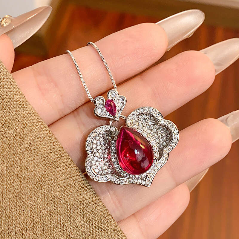 New Necklace Jewelry Accessories Clavicle Chain Ruyi Colorful Gemstone Red Corundum Green Chalcedony Fashion High-End Sense For Women Cc1