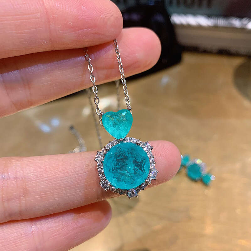 Minimalist Heart Blue Imitation Paraiba Necklace Emerald Earrings Noblewoman Jewelry Set 922