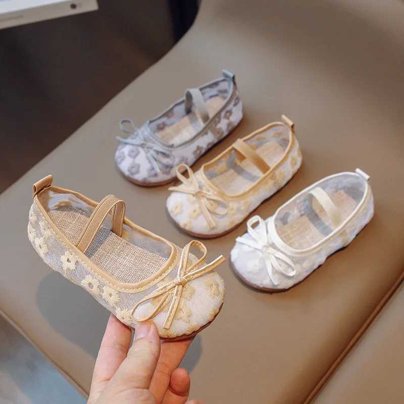 2023 Soft Child Summer New Korean Toddler Shoes Girl Versatile Bow Embroidery Elegant Elastic Band Simple Kids Shoes Round-toe R250707