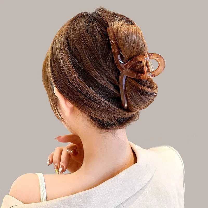 13cm Summer Large Acrylic Hair Claw Clip Korean Shark Crab Hair Clips New Oversized Hair Accessories For Women Hairpins Headwear Z250707