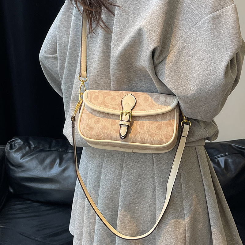 Designer High-End Small for Women 2025 New Printed Baguette Fashionable Textured Shoulder Crossbody Light Luxury Women's Bag