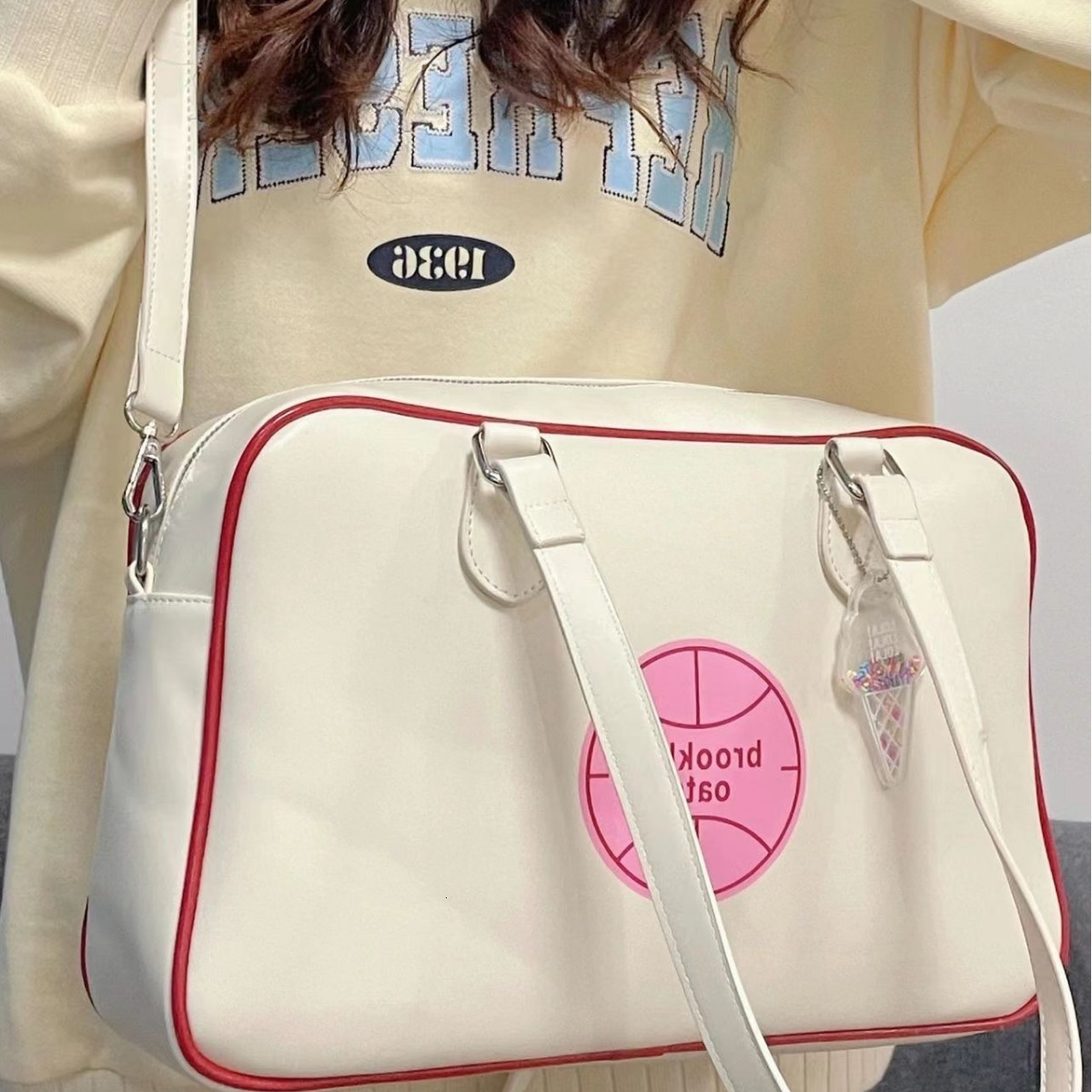 designer Travel Bag for Women Large Capacity Duffel Bag Handheld Lightweight Maternity Bag Storage Bag Luggage Bag Sports Fitness Bag