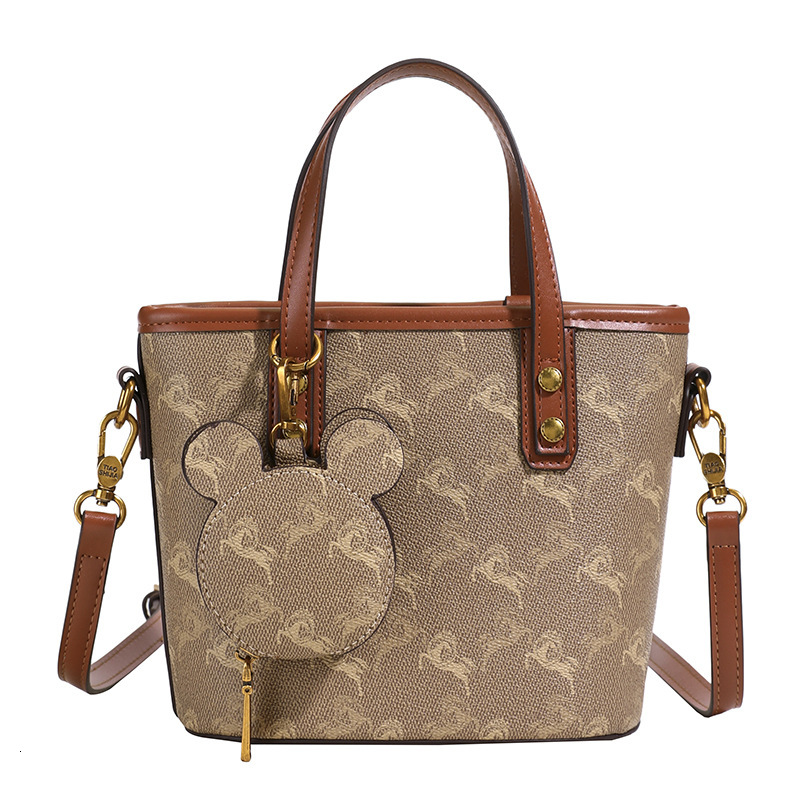 Designer 2025 New Style Elegant Texture Printed Large Capacity Crossbody Fashion Single Shoulder Handbag Bucket Light Luxury Women's Bag