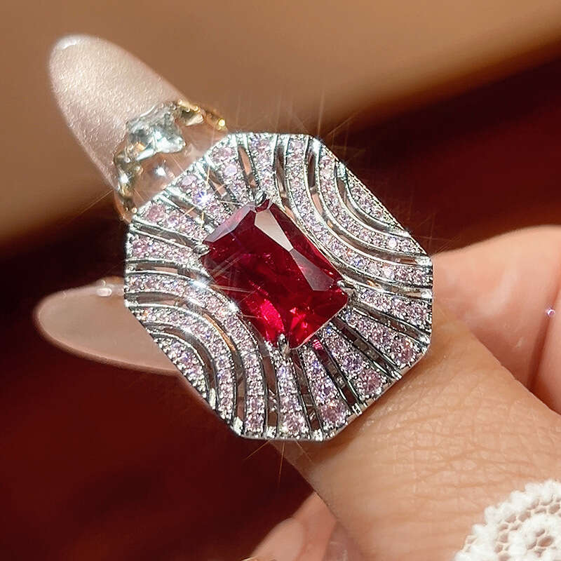 New Style Straight Ring For Women Red Light Luxury High-End Sense Fashion Jewelry 5Bb