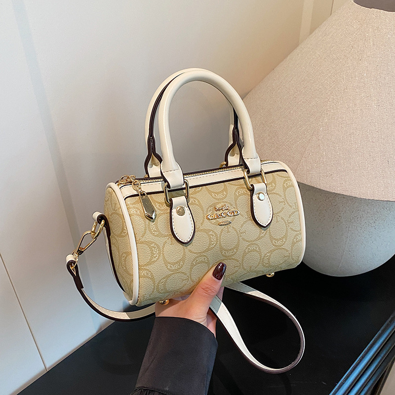 Designer 2025 New Small Women Boston Casual Versatile Elegant High-Value Trendy Handheld Crossbody Light Luxury Women's Bag