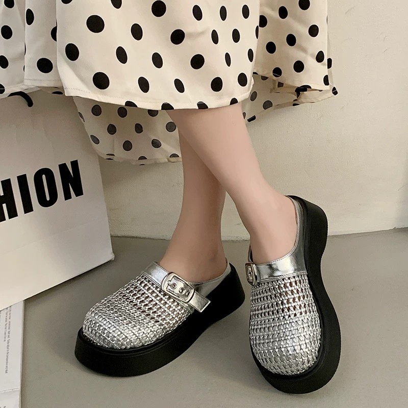 2025 Summer New Designer Style Woven Closed-Toe Slippers for Women, Slip-On Thick-Soled Hollow Out Sandals