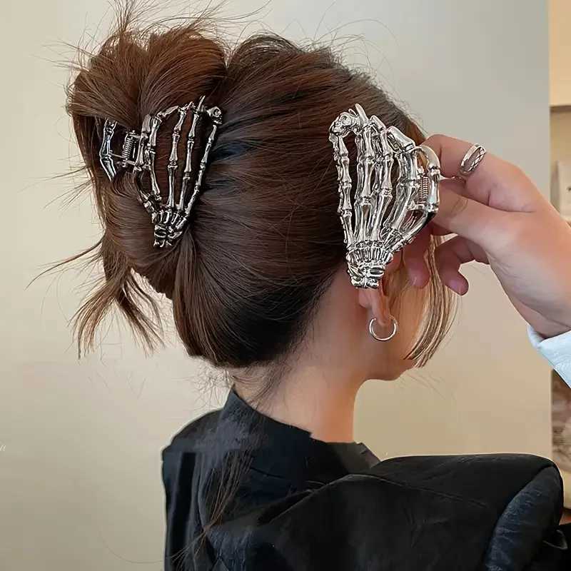 Retro Y2K Skull shaped Hair Claw Clip - Solid Color Hair Claw Clip Womens ponytail stabilizer Halloween accessory for daily use Z250707