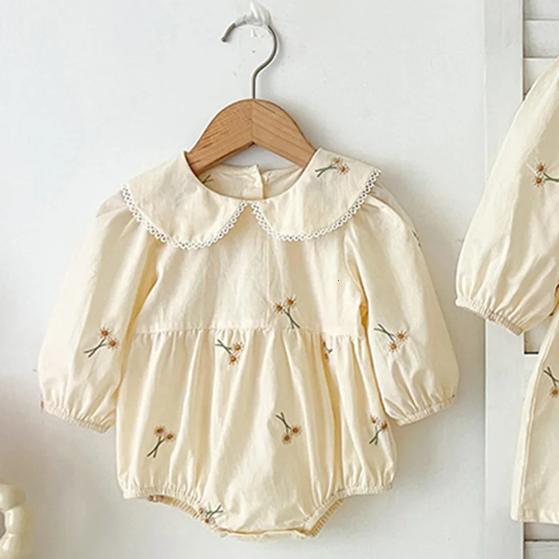 Spring 0-24M Baby Girl Clothing Toddler Baby Girl Romper Embroidery Flower Dots Cotton Romper White Infant Baby Girls Jumpsuit 250707