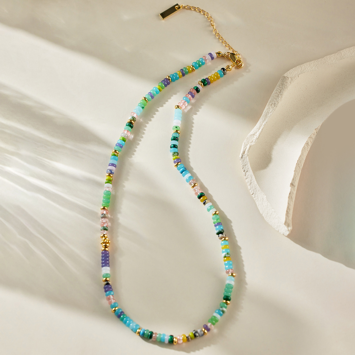 New senior sense of light luxury niche colorful colorful collarbone chain handmade beaded necklace jewelry female TM0030