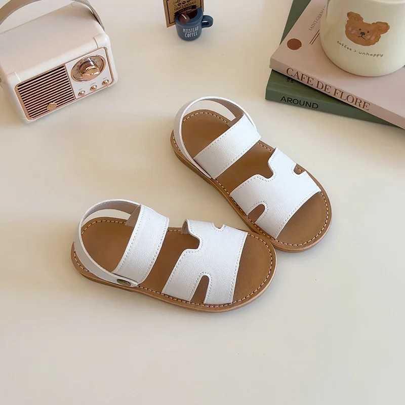 2025 Trendy Summer Candy Color Girls Sandals Childrens Soft Sole Beach Shoes Baby Shoes Girl Solid Casual Princess Shoes R250707