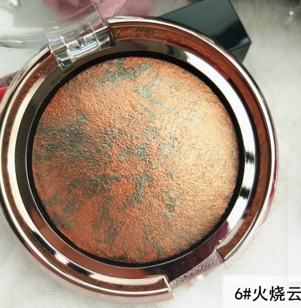 Baked multi-color blush Partyqueen Blush Cake Orange shade can be used as eyeshadow, highlighter and contour. Suitable for natural makeup. 240627