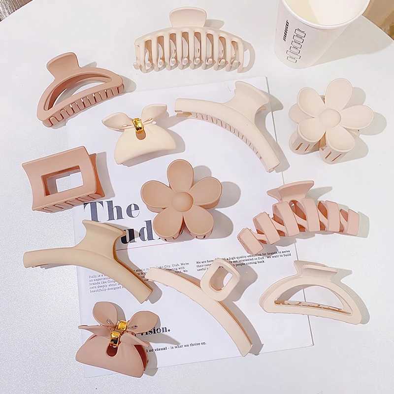 Women Simple Atmospheric Acrylic Hollow Geometric Hair Claw Lady Solid Color Hair Clip Headband Hairpin Fashion Hair Accessories Y250707