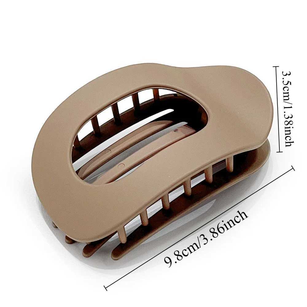 PC Hair Claw Clip for Women New Design Leopard Matte Curved Flat Styling Barrettes Acrylic Lying Down Hair Accessories Z250707