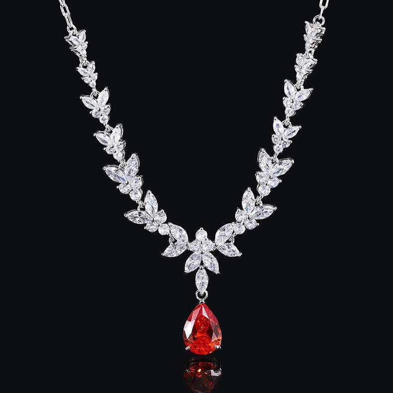 Luxurious Red Corundum Pendant Zircon Clavicle Chain Dress Evening Jewelry Colorful Gem Necklace 4A3