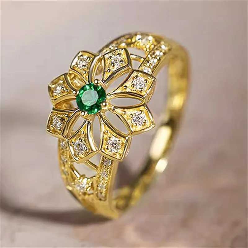925 Sterling Silver Hollow Flower Design Rings for Women Luxury Green Cubic Zirconia Wedding Party Temperament Female Jewelry XJ250707