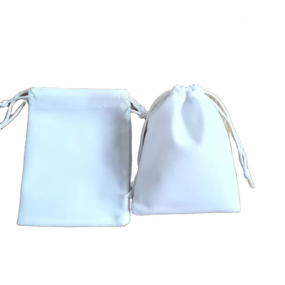 100Pcs/Lot 5x7cm 7x9cm 9x12cm Multicolor Drawstrings Velvet Gift Bags Jewelry Packaging Pouches Wedding Christmas Gift Bags 250702