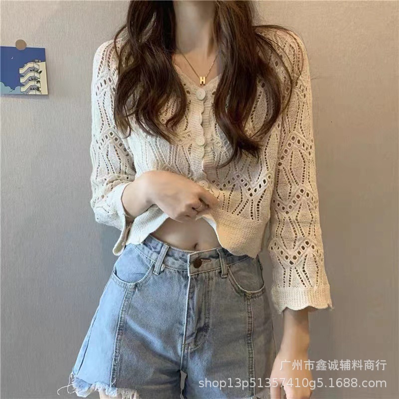 2025 Summer new women's T-shirt hollow knitted cardigan women's loose cover shirt short sleeved top new designer T-shirt